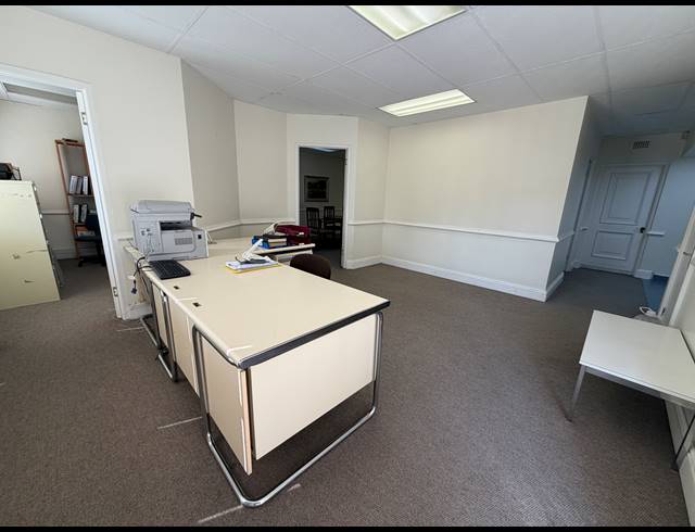 176M² OFFICE FOR SALE IN RIVONIA